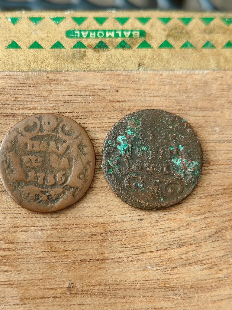 2 stuks RUSSISCHE / EMPIRIE POLUSHKA 1/2 KOPEK 1735 1736, Ophalen of Verzenden, Rusland, Setje