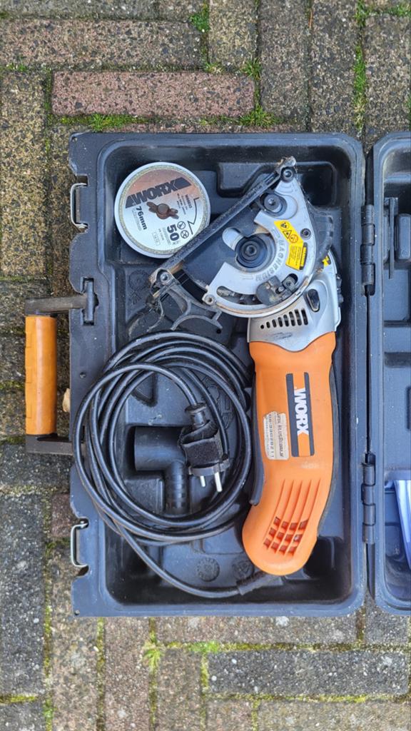 WORX handy cutter 310w, Doe-het-zelf en Verbouw, Gereedschap | Schuurmachines, Ophalen, 1200 watt of meer, Vlakschuurmachine