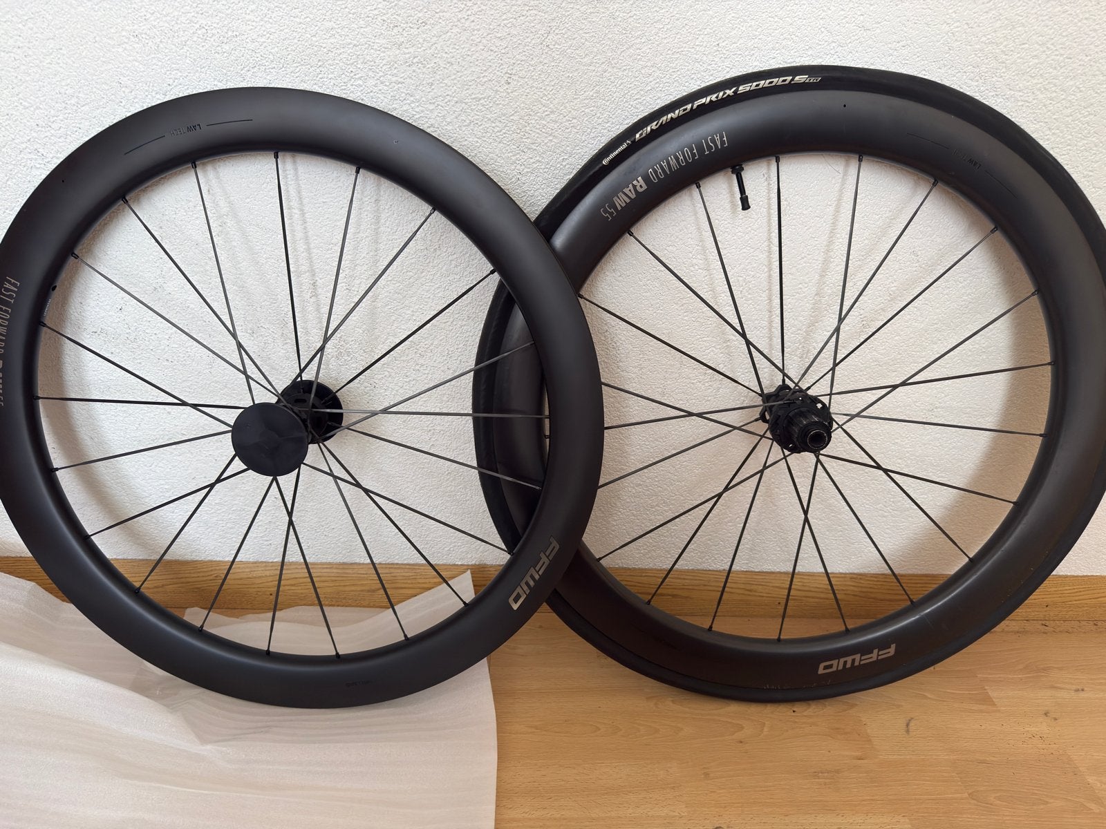 FFWD RAW 55 Wielset, Fietsen en Brommers, Fietsonderdelen, Zo goed als nieuw, Wiel, Carbon, Racefiets, Ophalen of Verzenden