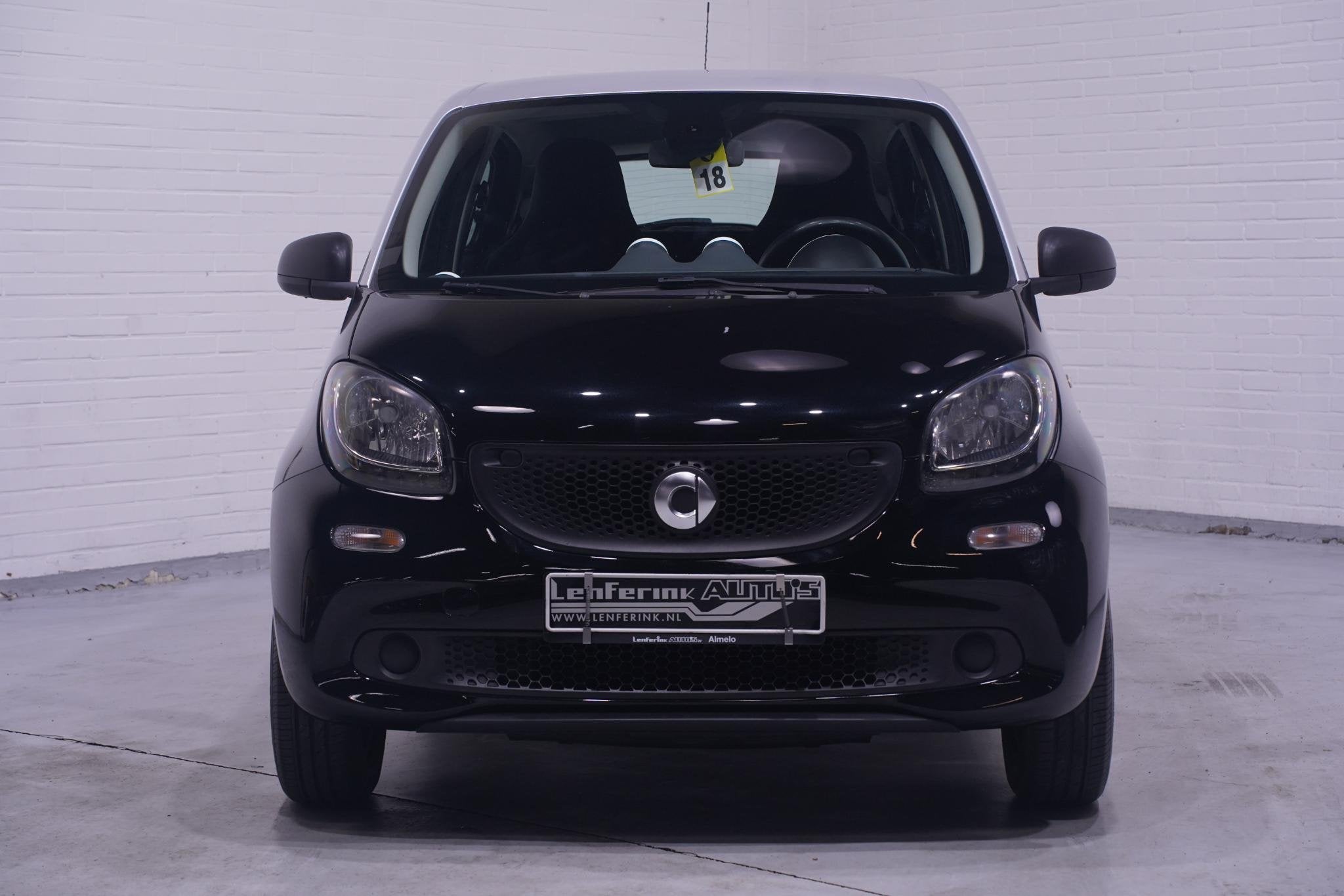 smart forfour 1.0 Pure NAP Cruise Control Bluetooth Airco Ri, Gebruikt, 4 stoelen, Zwart, Origineel Nederlands