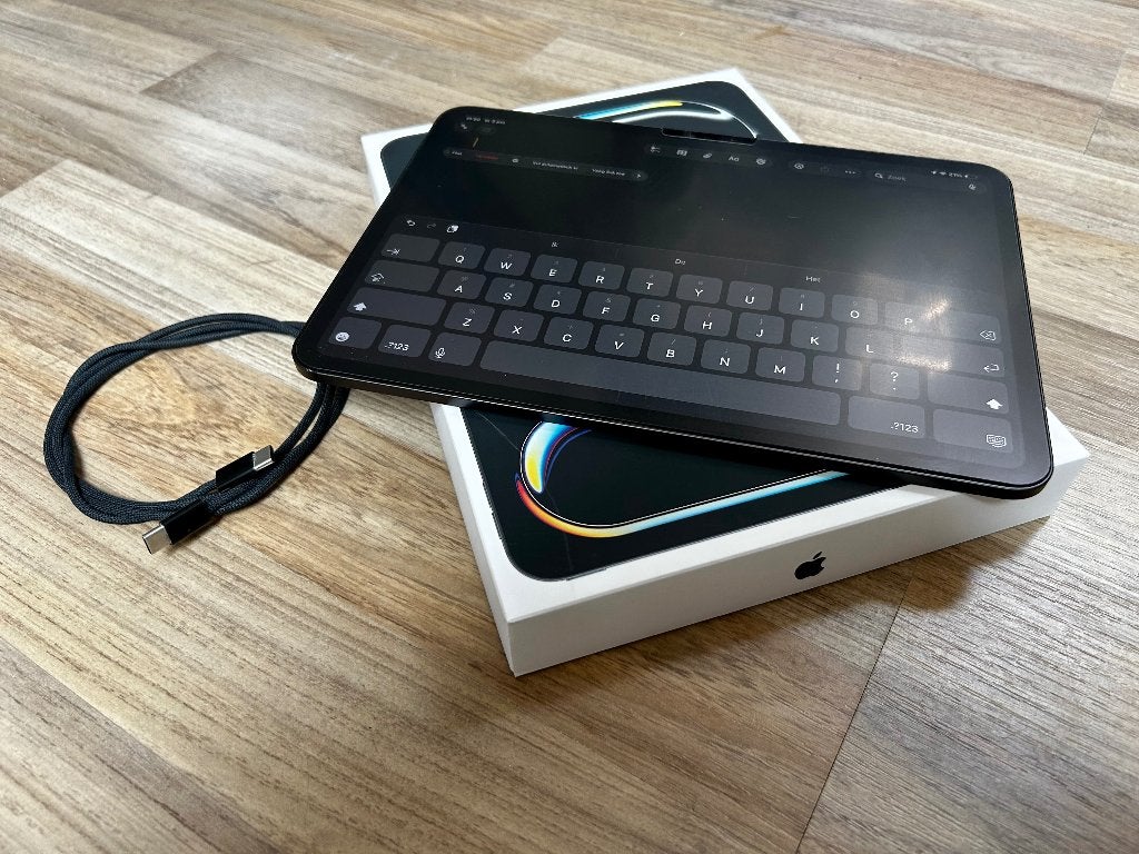 IPad Pro M4 11” in doos als nieuw, Computers en Software, Apple iPads, Apple iPad, 11 inch, Ophalen of Verzenden, Zo goed als nieuw