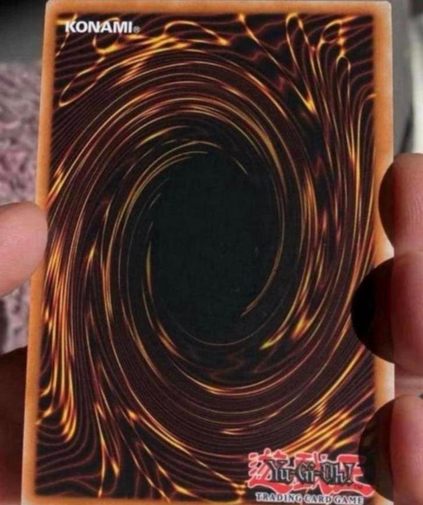 Yu-Gi-Oh! Raigeki LOB Print !, Ophalen of Verzenden, Zo goed als nieuw, Losse kaart, Foil