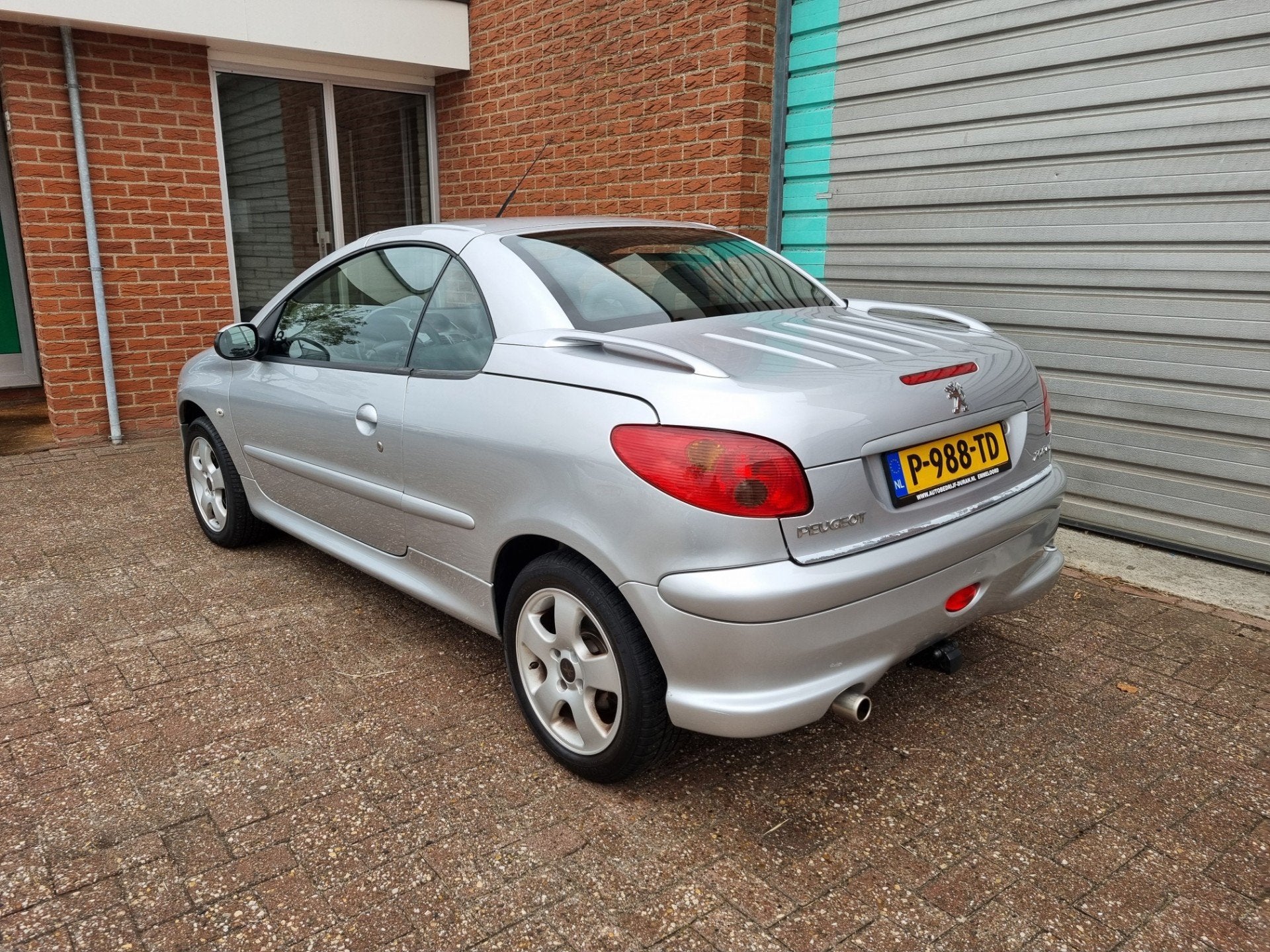 Peugeot 206 CC 2.0-16V Cabrio Clima! Leder! Bj:2005, Auto's, 136 pk, 4 cilinders, Cabriolet, 4 stoelen