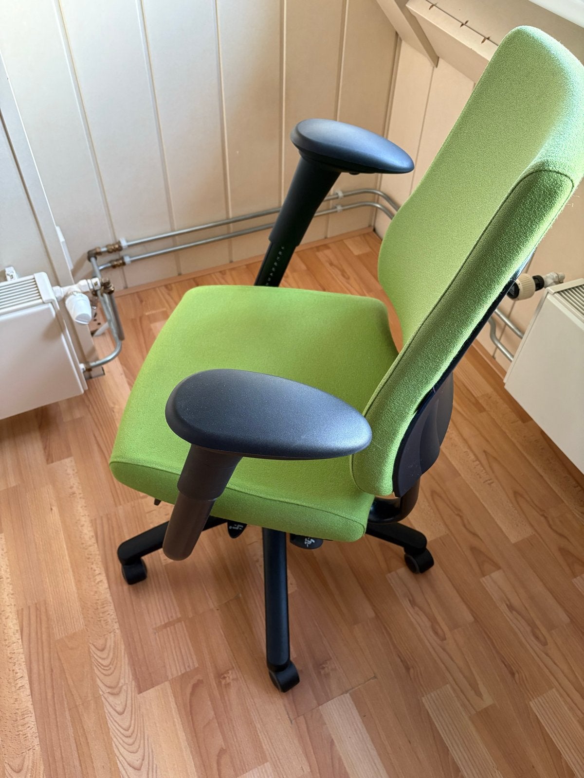 Ergonomische Bureaustoel - Groen - Axia Office, Ophalen, Zo goed als nieuw, Bureaustoel, Groen