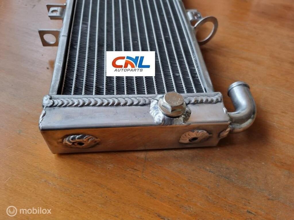 Radiateur Honda CB400 CB400SF Super Vier NC31 1992-98 93 94, Nieuw, Ophalen of Verzenden