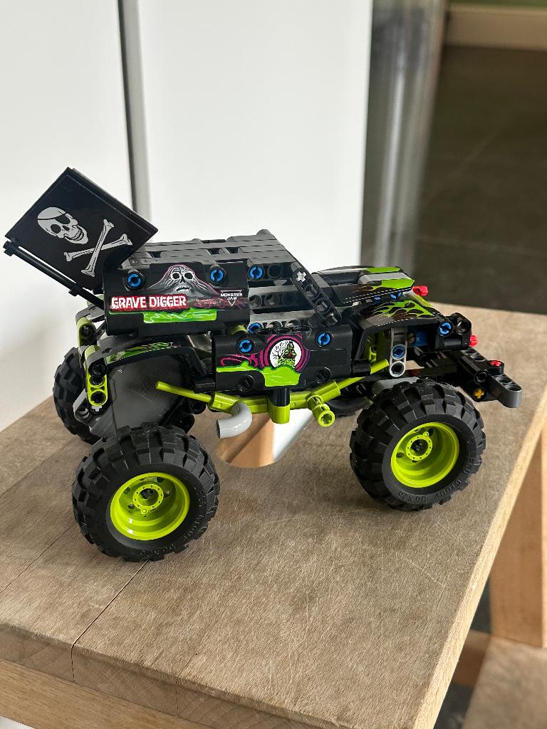 Lego monster jam grave digger, Ophalen, Compleet, Lego, Zo goed als nieuw