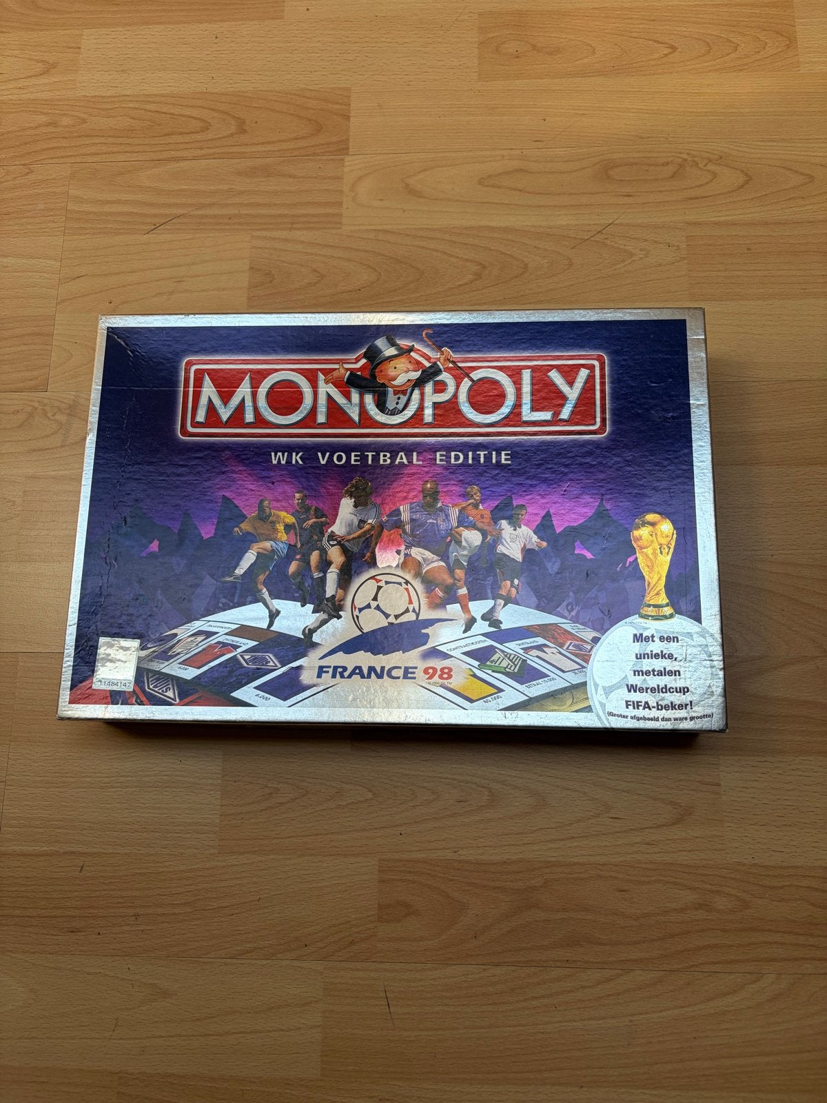 Monopoly WK Voetbal Editie France 98 Bordspel, Drie of vier spelers, Ophalen, Nieuw