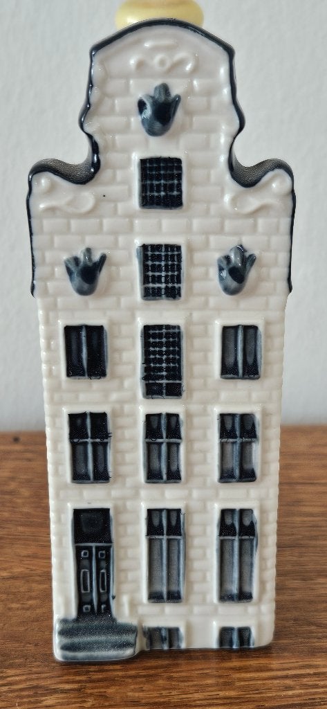 KLM huisje 56, Verzamelen, KLM Huisjes, Ophalen of Verzenden, Zo goed als nieuw, 41 t/m 60, Gevuld
