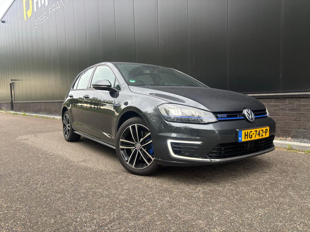 Volkswagen Golf 1.4 TSI Phev GTE digitaal dash dab carplay, Auto's, Zwart, 1395 cc, 1499 kg, 149 pk