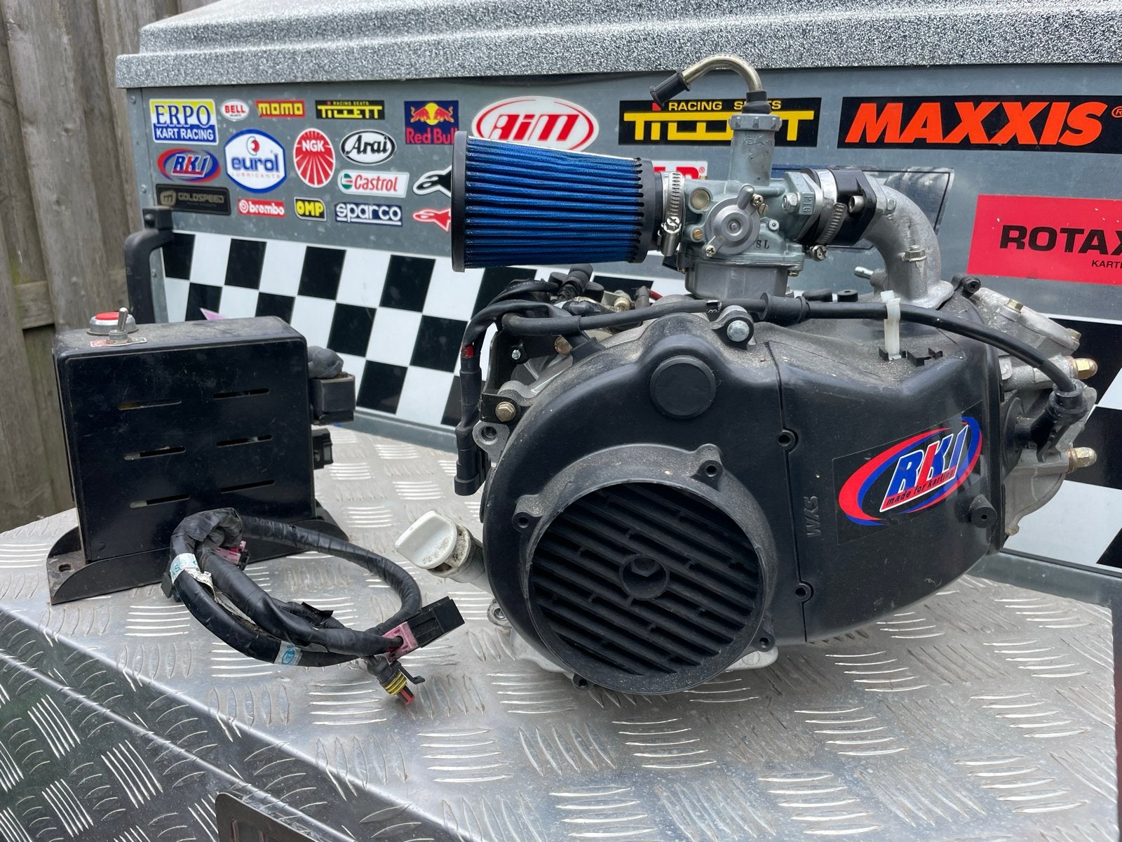 Zeer nette RK1 motorblok met schakelkast en kabelboom, Sport en Fitness, Karting, Ophalen, Gebruikt, Kart