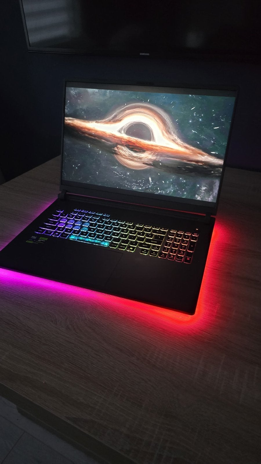 Asus Rog strix 5080 Voor de echte toppers, 1 speler, Ophalen, Zo goed als nieuw, Vanaf 12 jaar