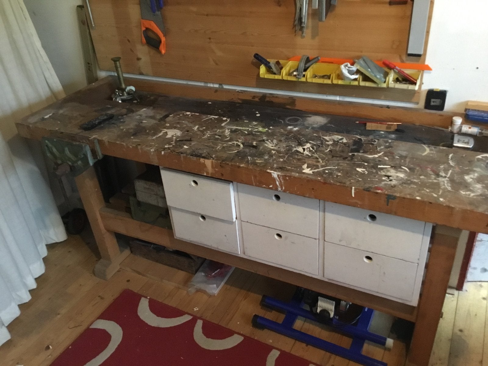 Robuuste werkbank met bankschroef en lades, Doe-het-zelf en Verbouw, Werkbanken, Ophalen, Gebruikt, 170 cm of meer, Bankschroef