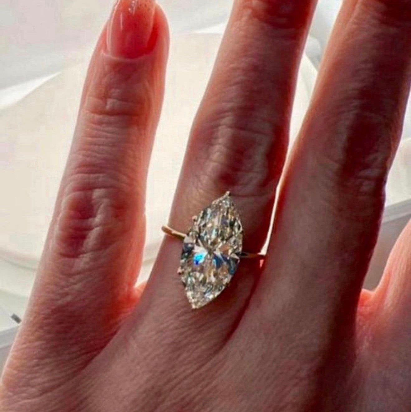 Nieuwe gouden ring met VS1 diamant van 5.00ct!! retail €8500, Nieuw, Ophalen of Verzenden, 17 tot 18, Met edelsteen