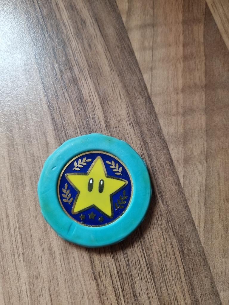 Mario Kart Star Cup munt ster, Ophalen of Verzenden, Gebruikt