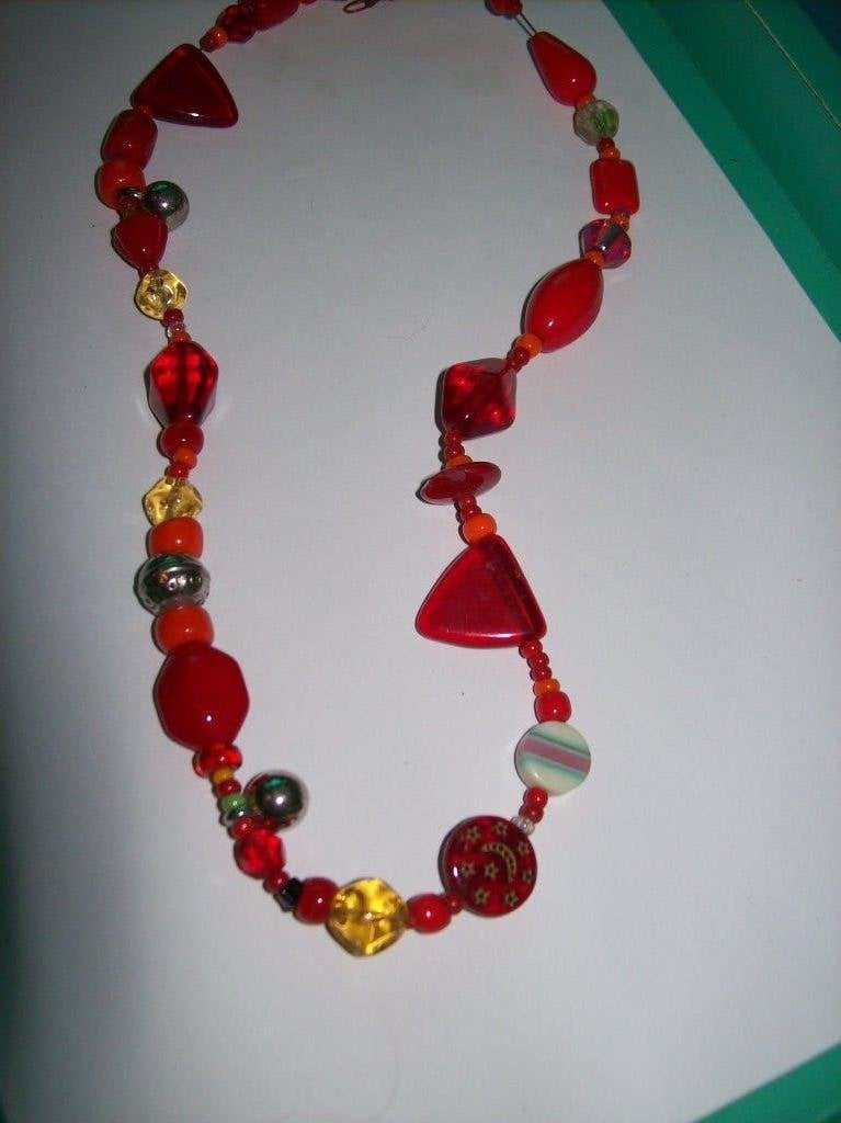 Ketting Mooie Rood tinten Fraaie Steentjes Model, Sieraden, Tassen en Uiterlijk, Kettingen, Verzenden, Nieuw, Steen of Mineraal