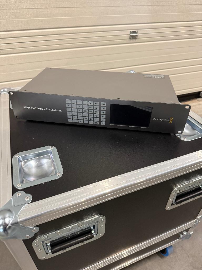Blackmagic ATEM 2 M/E Production Studio 4K, Ophalen, Zo goed als nieuw, Video