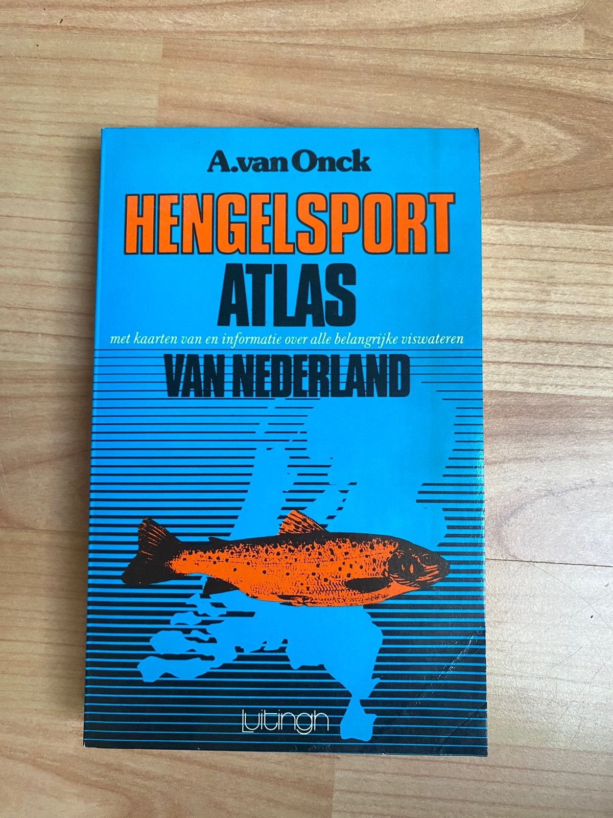 Hengelsport Atlas van Nederland van A. van Onck, Ophalen of Verzenden, Zo goed als nieuw