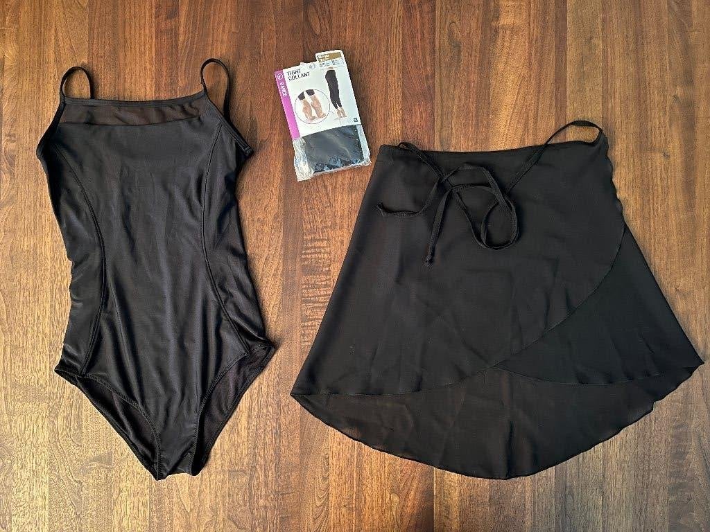 Decathlon Balletset: pakje, rokje, legging - maat 151-160, Ophalen, Zo goed als nieuw, Kleding
