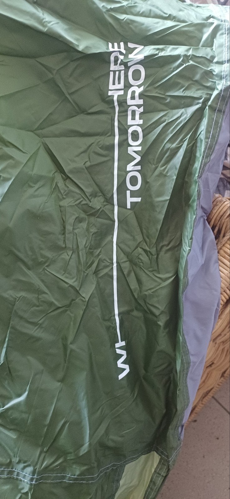 Where Tomorrow. 1 pers. tent. Prijs €95,=., Ophalen of Verzenden, Nieuw