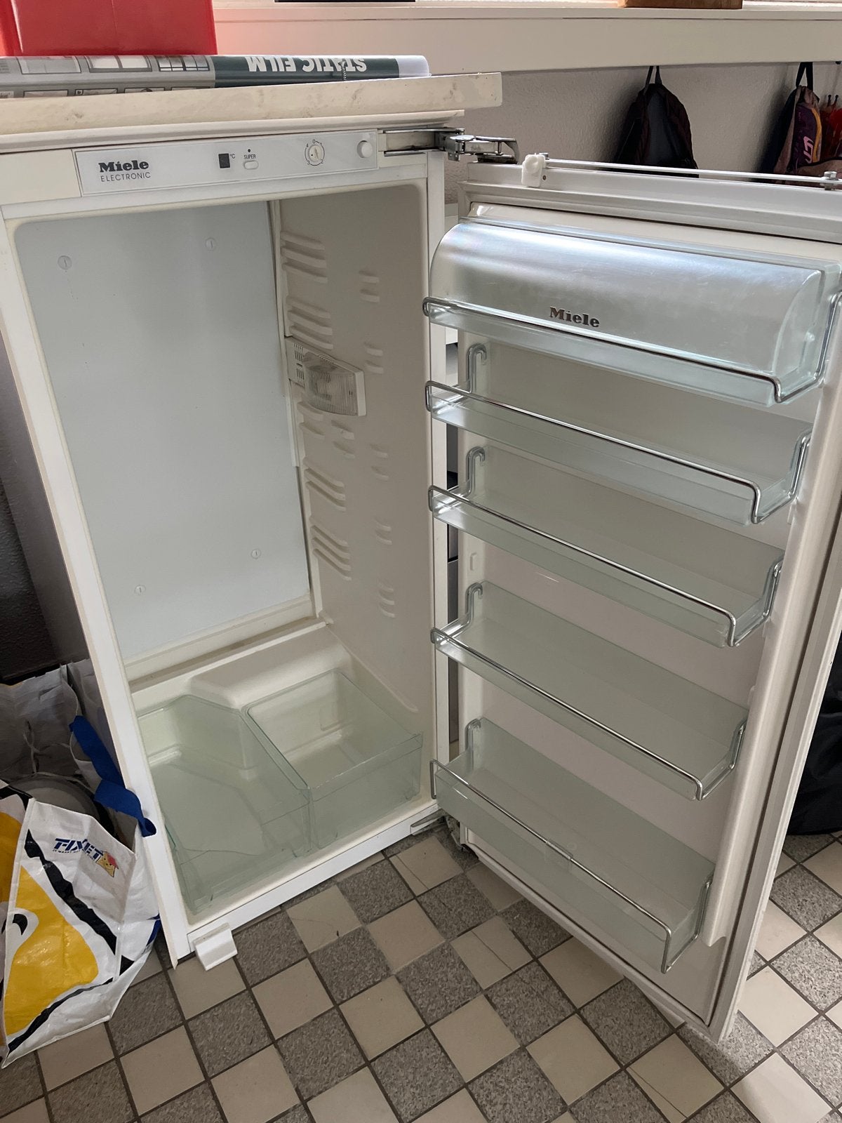 Miele inbouw Koelkast, Ophalen, 45 tot 60 cm, Zonder vriesvak, Gebruikt