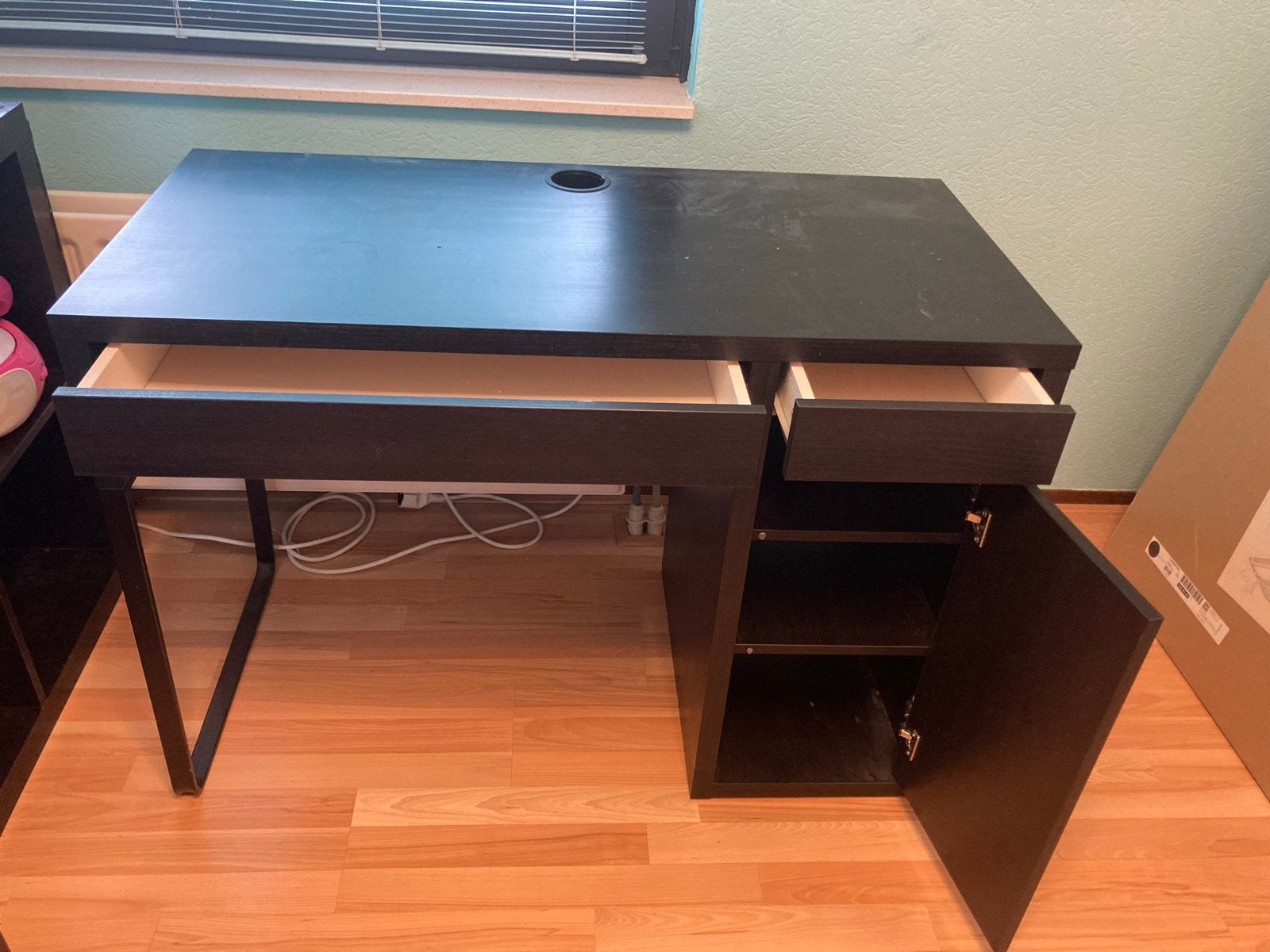 Ikea Zwart bureau met lades en opbergruimte, Ophalen, Zwart, Gebruikt, Met lades