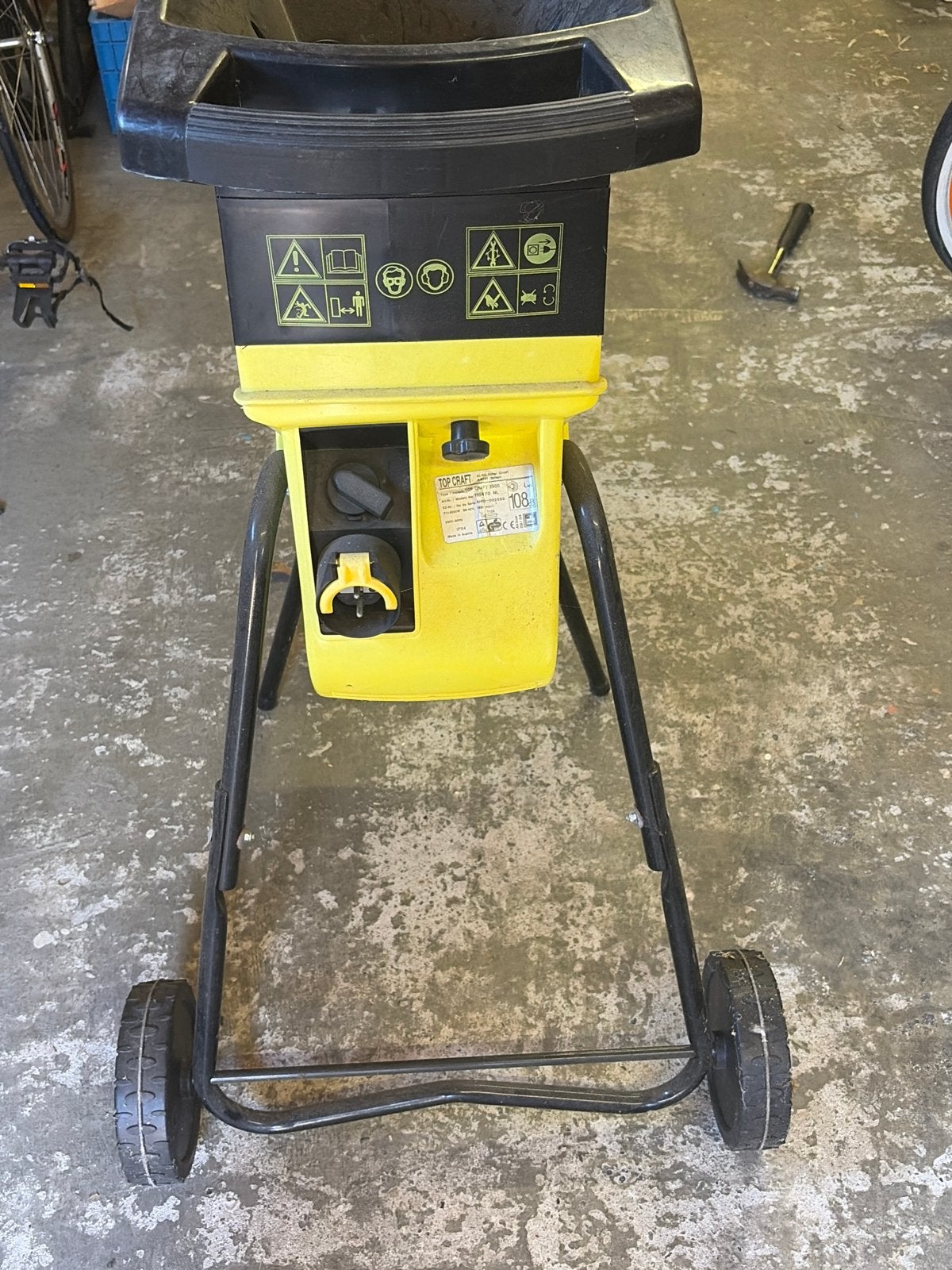 Top Craft 2500 W Elektrische Hakselaar, Ophalen, Gebruikt, Elektrisch