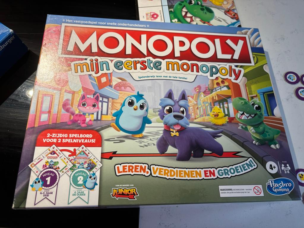 Mijn Eerste Monopoly - Leerzaam Bordspel voor Kinderen, Een of twee spelers, Ophalen of Verzenden, Zo goed als nieuw