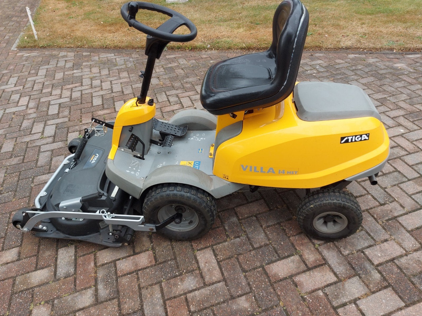stiga villa 14 hst 85 combi, Tuin en Terras, Ophalen, Zo goed als nieuw, Mulchfunctie, Minder dan 90 cm