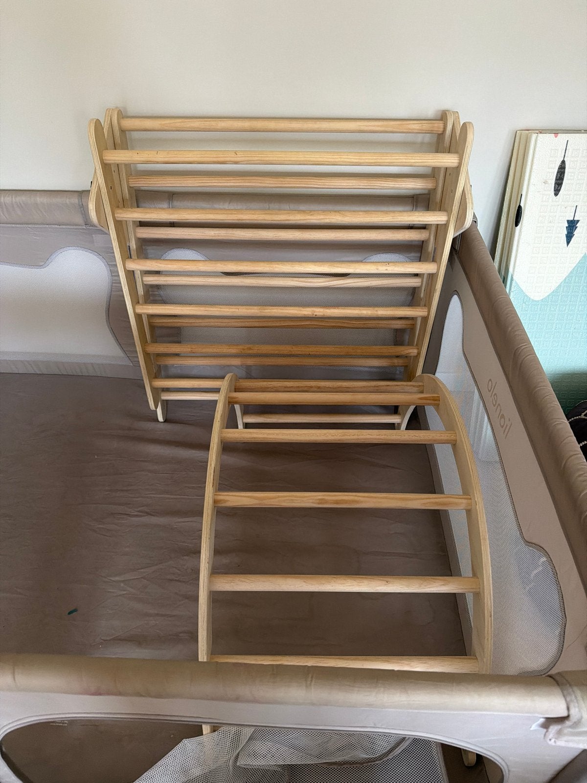 Houten opvouwbaar klimrek met glijbaan en boog, Ophalen, Gebruikt, Glijbaan