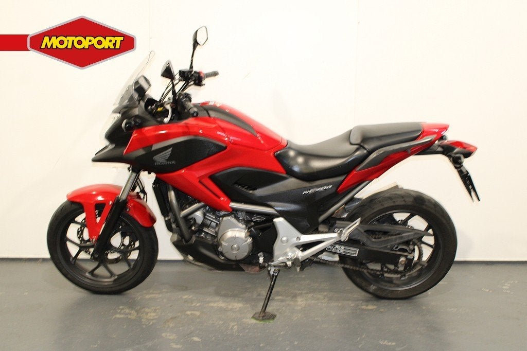 Honda NC700XA (bj 2012), Motoren, Motoren | Honda, Bedrijf, Sport, Mc.benelux@honda-eu.com, Honda Motor Europe Ltd. Belgian Branch