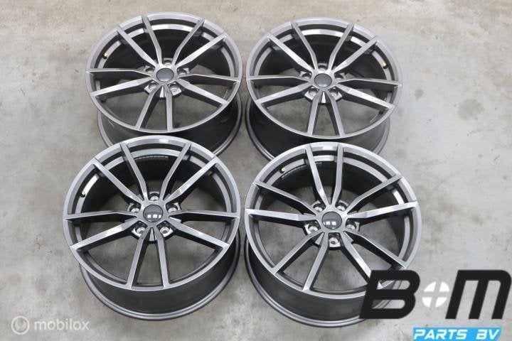 Set 18 inch lichtmetalen velgen VW Passat B8 ., Auto-onderdelen, Banden en Velgen, 18 inch, Gebruikt, Velg(en), Personenwagen