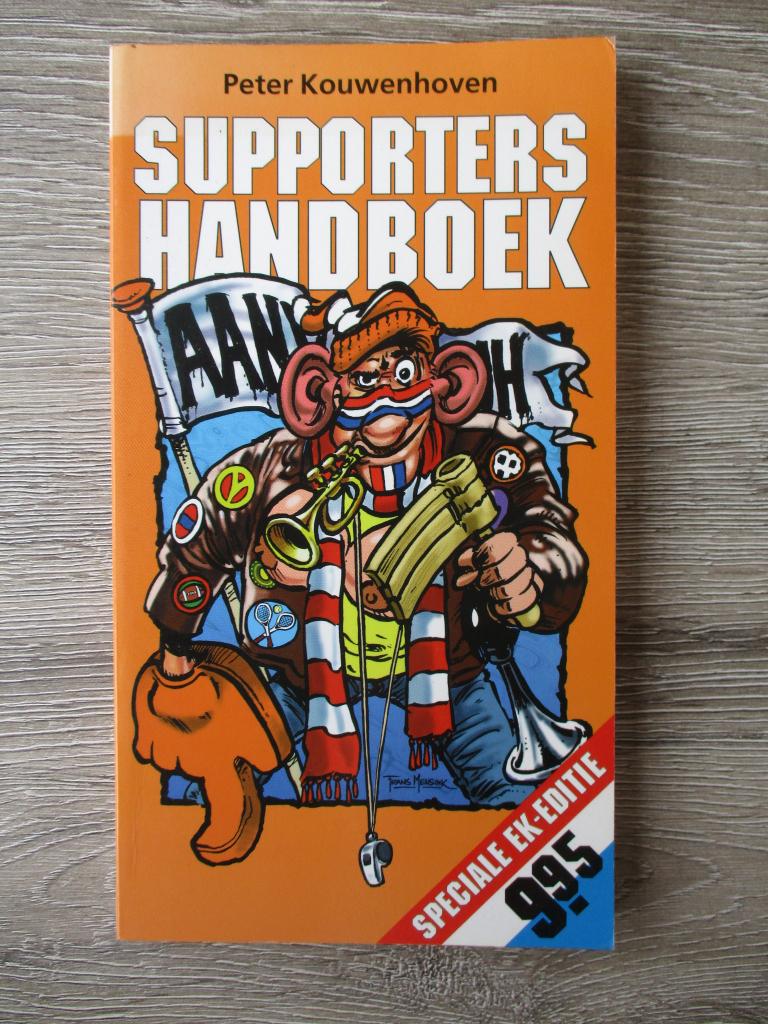 Supporters handboek - Peter Kouwenhoven, Ophalen of Verzenden, Gelezen, Watersport en Hengelsport