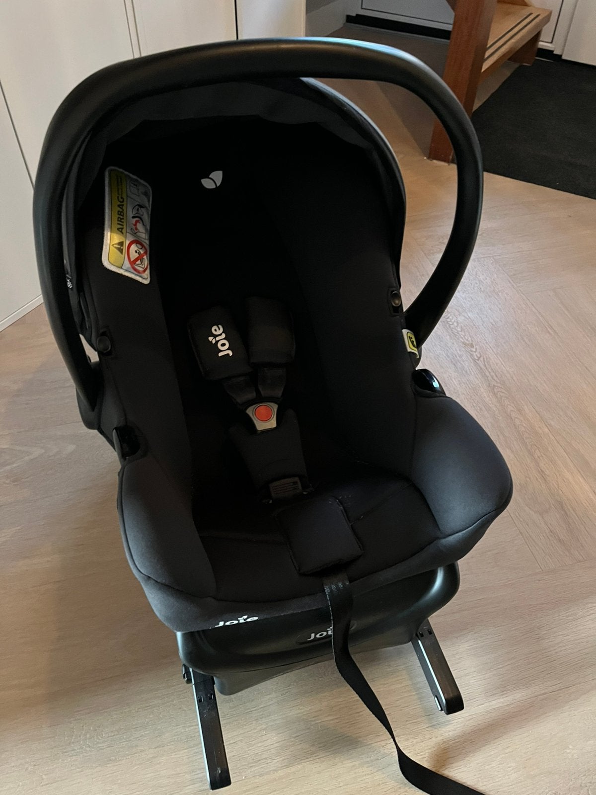 Maxicosi Joie zwart met isofix, Gebruikt, Isofix, 0 t/m 13 kg, Ophalen