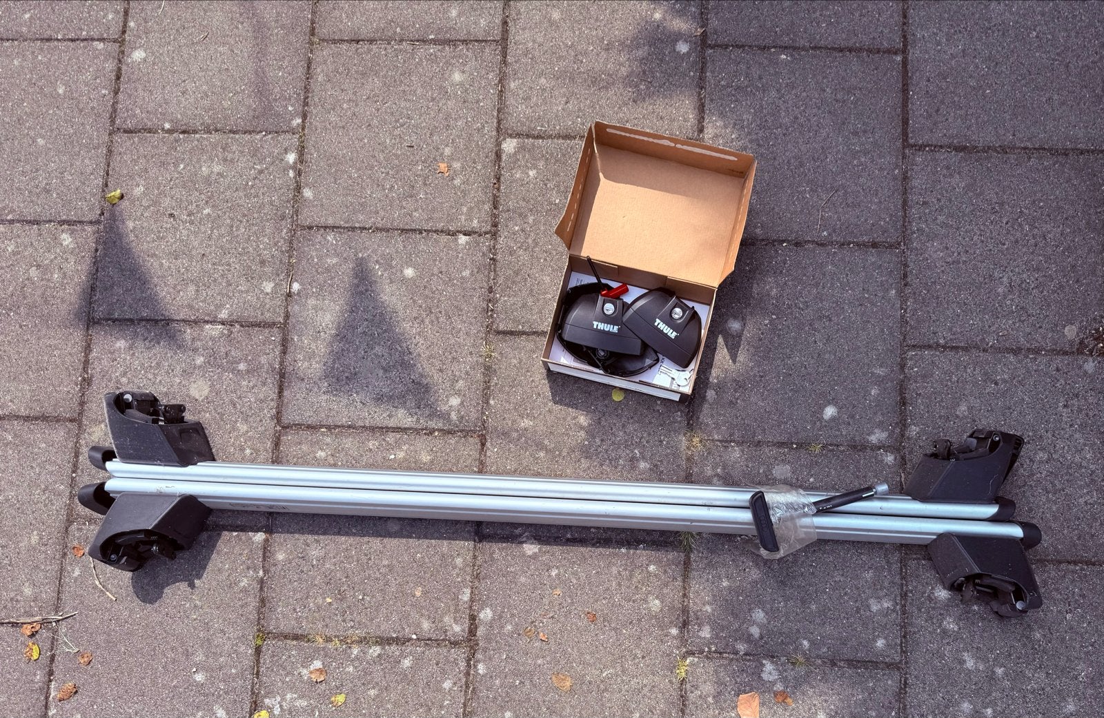 Thule AUDI dakdragerset met sloten, Ophalen, Gebruikt