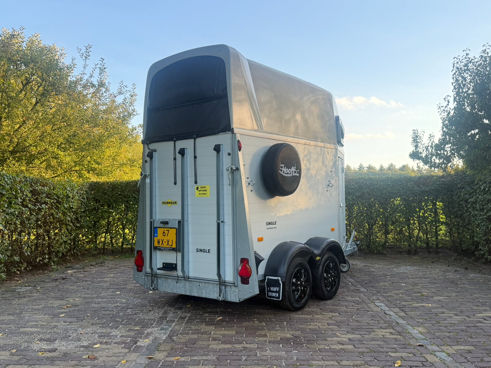 Mooie 1.5 paards humbaur single vol aluminium, zadelkamer, Ophalen, Aluminium, Zo goed als nieuw, Info@ttpaardentrailers.nl