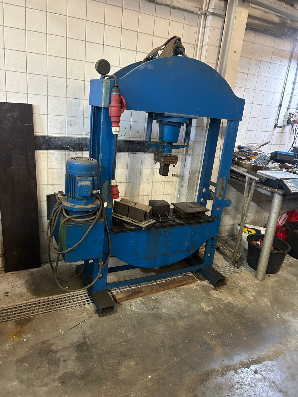 Robuuste Hydraulische Werkplaatspers - 60 Ton, Ophalen