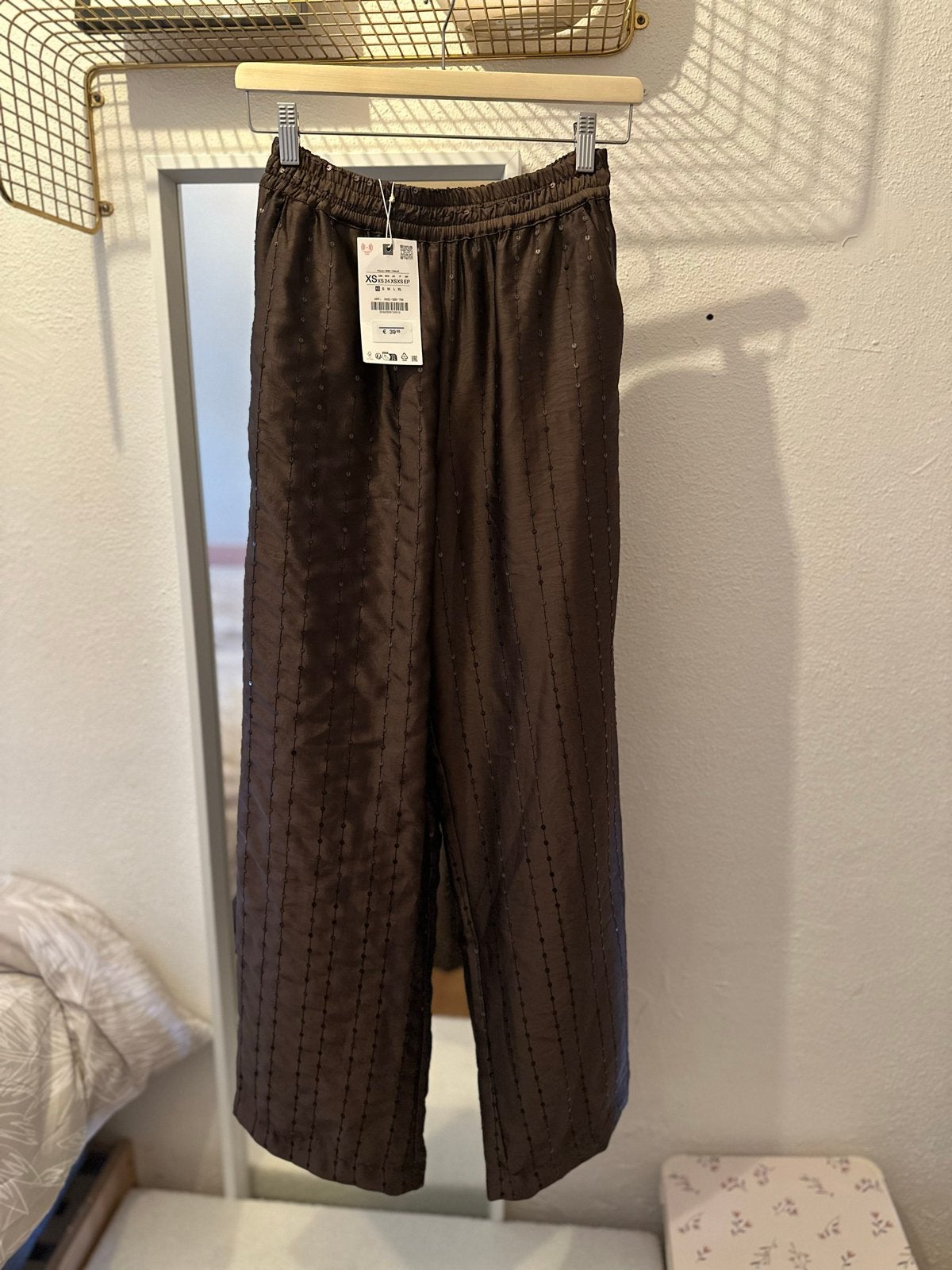 Zara bruine broek met pailletten, maat XS, Kleding | Dames, Broeken en Pantalons, Bruin, Verzenden, Nieuw, Maat 34 (XS) of kleiner
