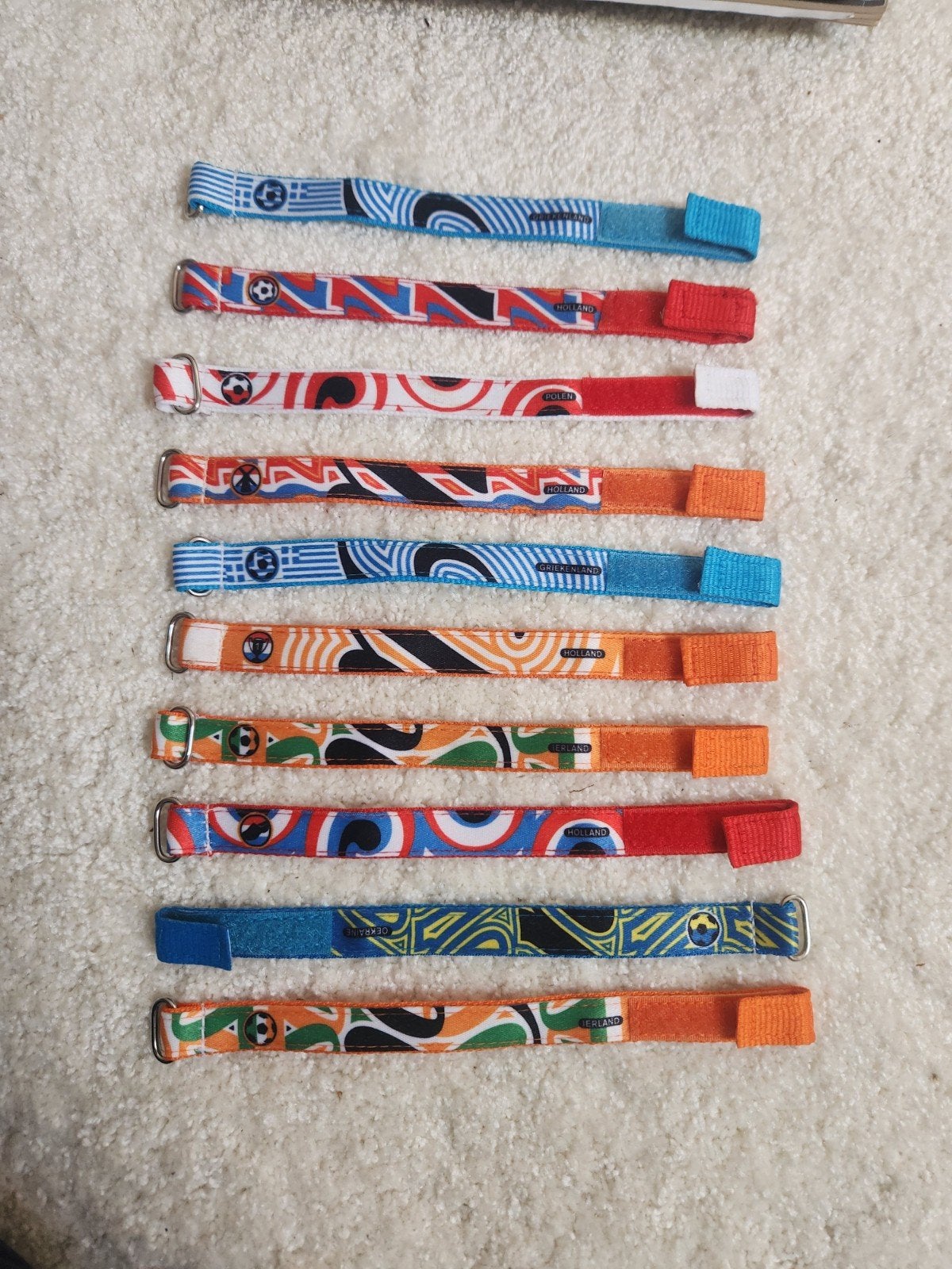 WK Voetbal Armbandjes en Pins - Diverse Landen, Ophalen of Verzenden, Gebruikt, Overige sporten, Overige typen