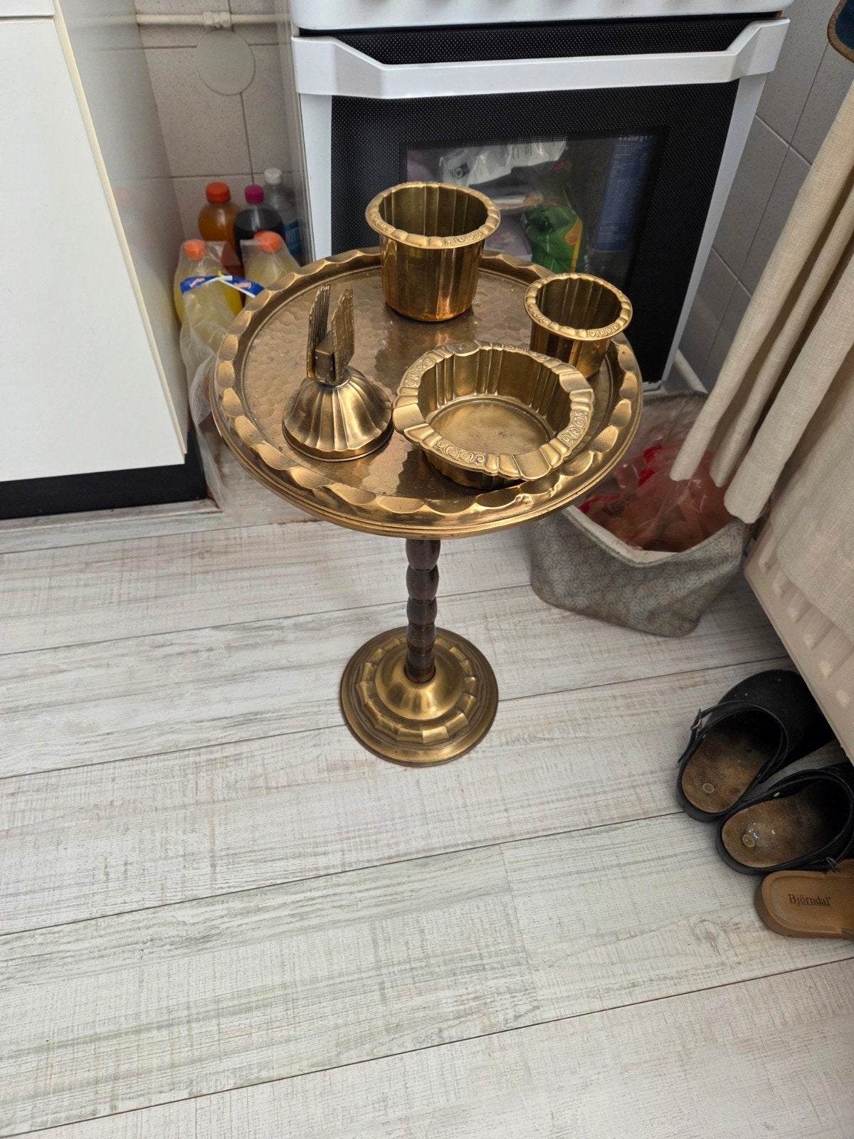 zeer oud rooktafel koper met hout, Ophalen