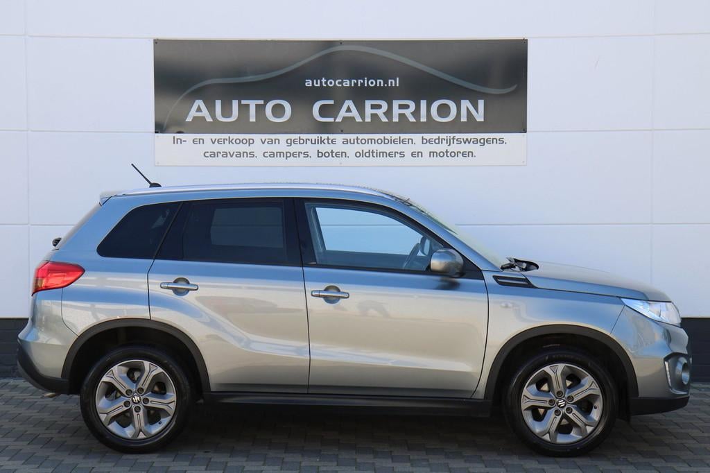Suzuki VITARA 1.6 Exclusive Carplay Trekhaak Camera Cruise !, Voorwielaandrijving, Stof, Gebruikt, 4 cilinders