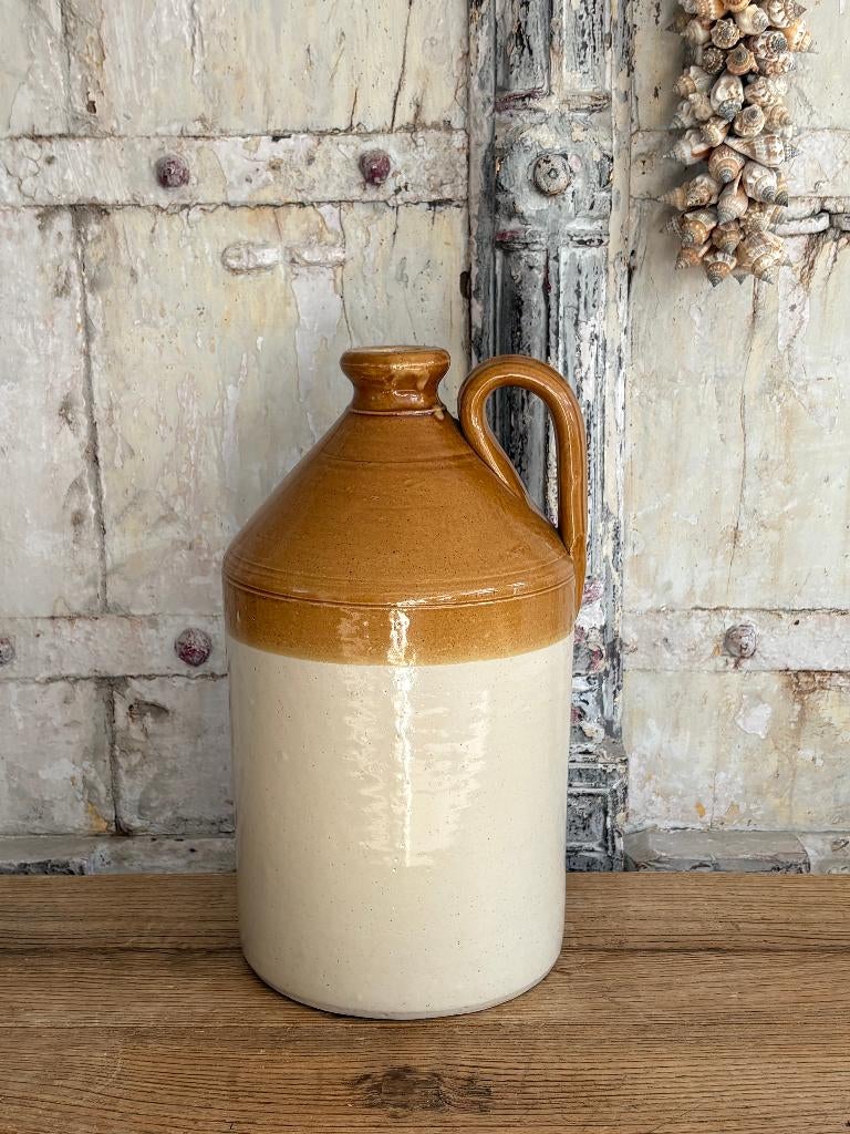 Antieke rum kruik bruin/crème aardewerk, Ophalen of Verzenden