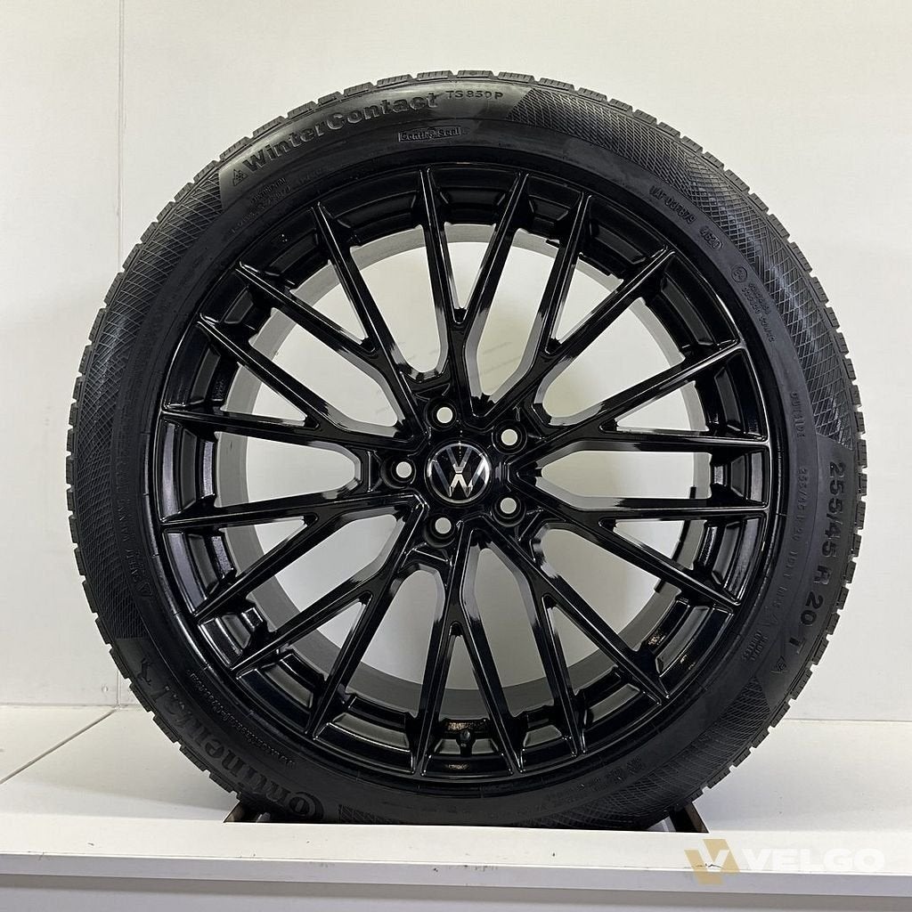 VOLKSWAGEN ID4 VELGEN BREEDSET WINTERBANDEN 20 INCH, Gebruikt, 255 mm, -, -