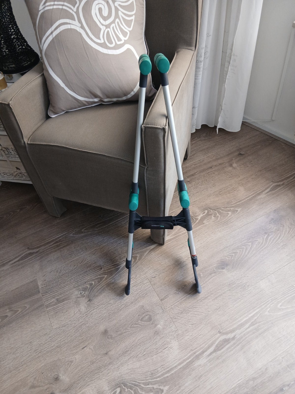 easy legs hulpmiddelen voor steunkousen, Ophalen, Zo goed als nieuw
