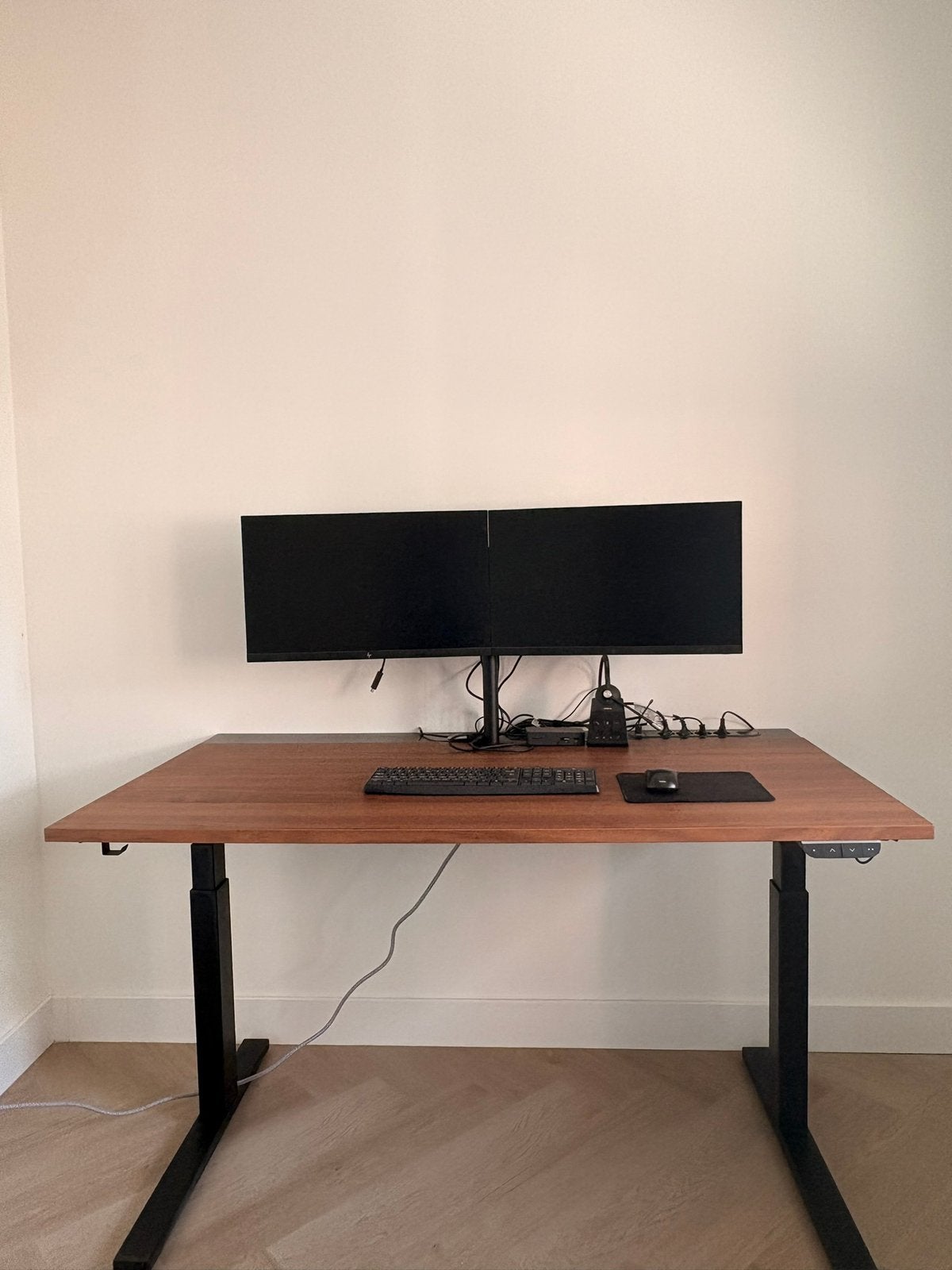 Foto 7 van Bureau MITTZON – 140 x 60 cm