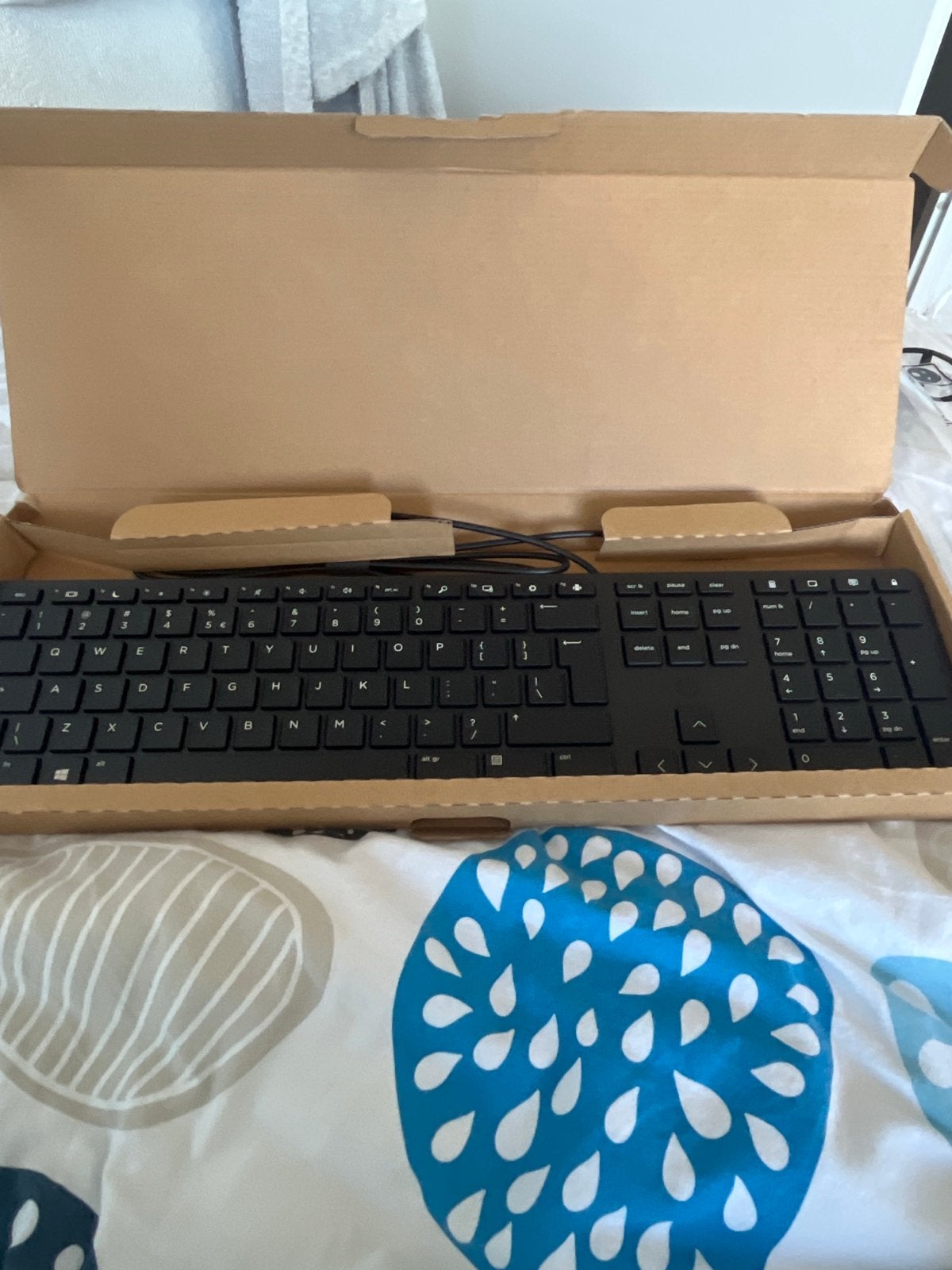 Nieuw bedraad toetsenbord - nooit gebruikt, Computers en Software, Toetsenborden, Ophalen of Verzenden, Qwerty, Nieuw, Bedraad