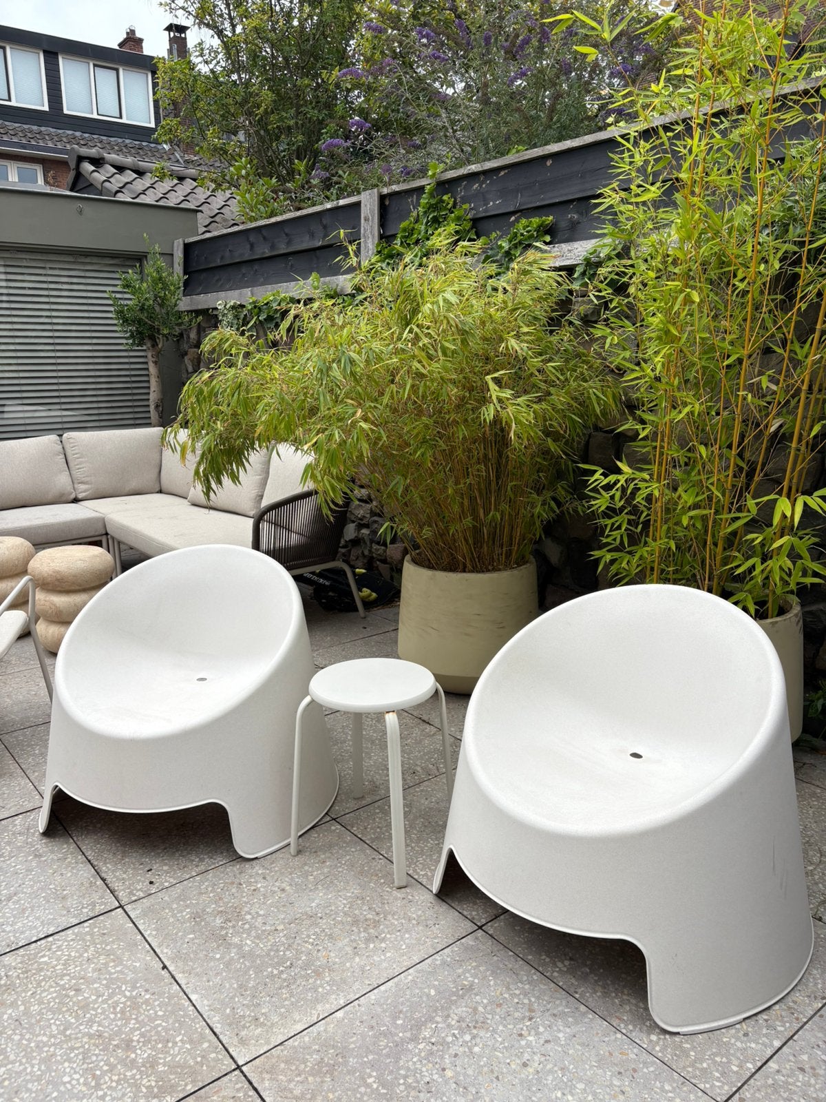 2 loungestoelen / tuinstoelen (gebroken wit) van Kwantum, Ophalen, Zo goed als nieuw