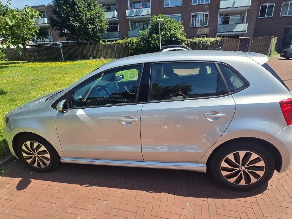 Volkswagen Polo 1.0 TSI DSG 2015 Airco/Automaat/Nieuwe APK, Stof, 40 €/maand, Euro 6, 95 pk