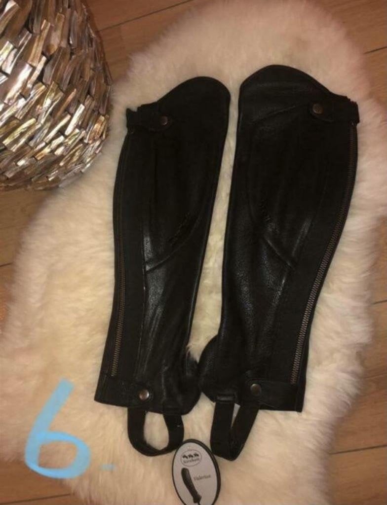 Mooie zwart lederen chaps van Kalvakade, Model Valerius - NI, Ophalen of Verzenden, Nieuw, Dressuur, Schoeisel