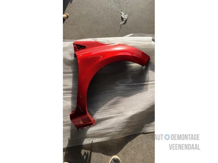 Scherm rechts-voor van een Renault Clio (TENNP), -, Renault, -, Nieuw
