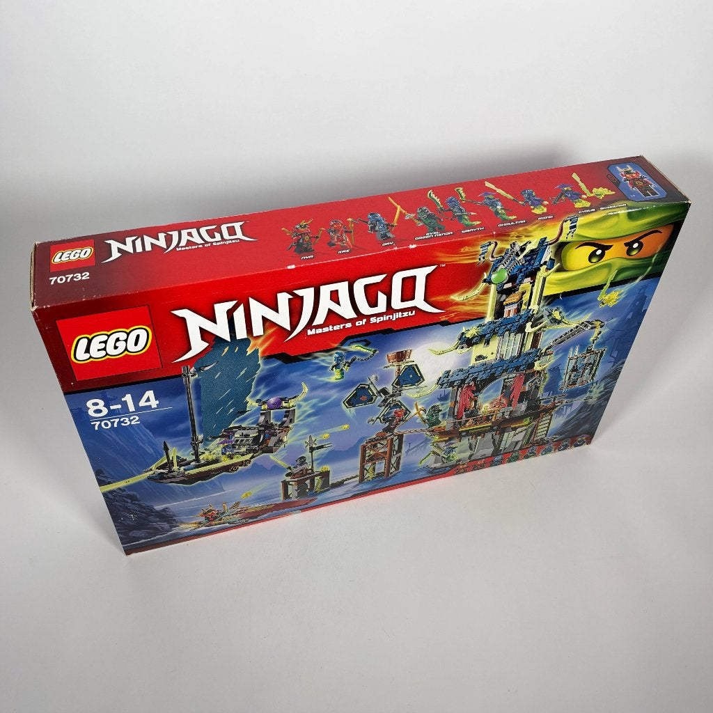 Foto 2 van LEGO NINJAGO 70732 City of Stiix – Zeer Zeldzaam (Nieuw)
